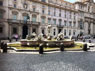Brunnen